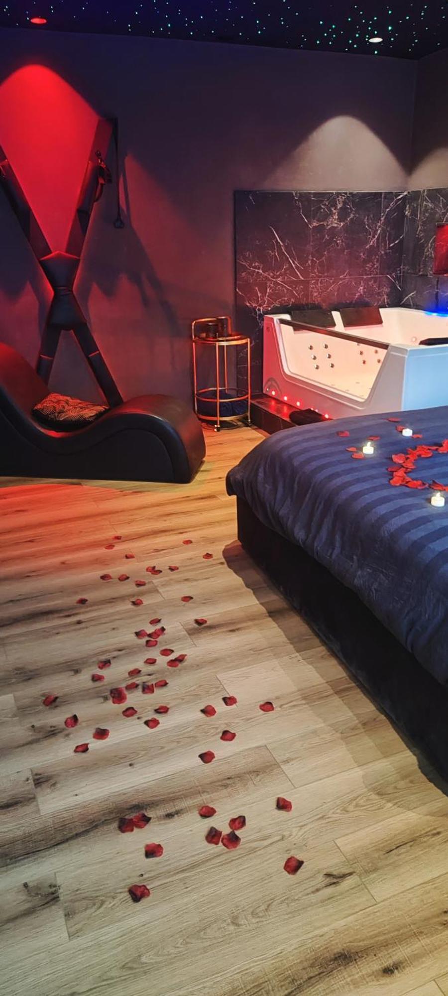 Loft, Studio And Love Rooms Bourg-Saint-Christophe Exterior foto