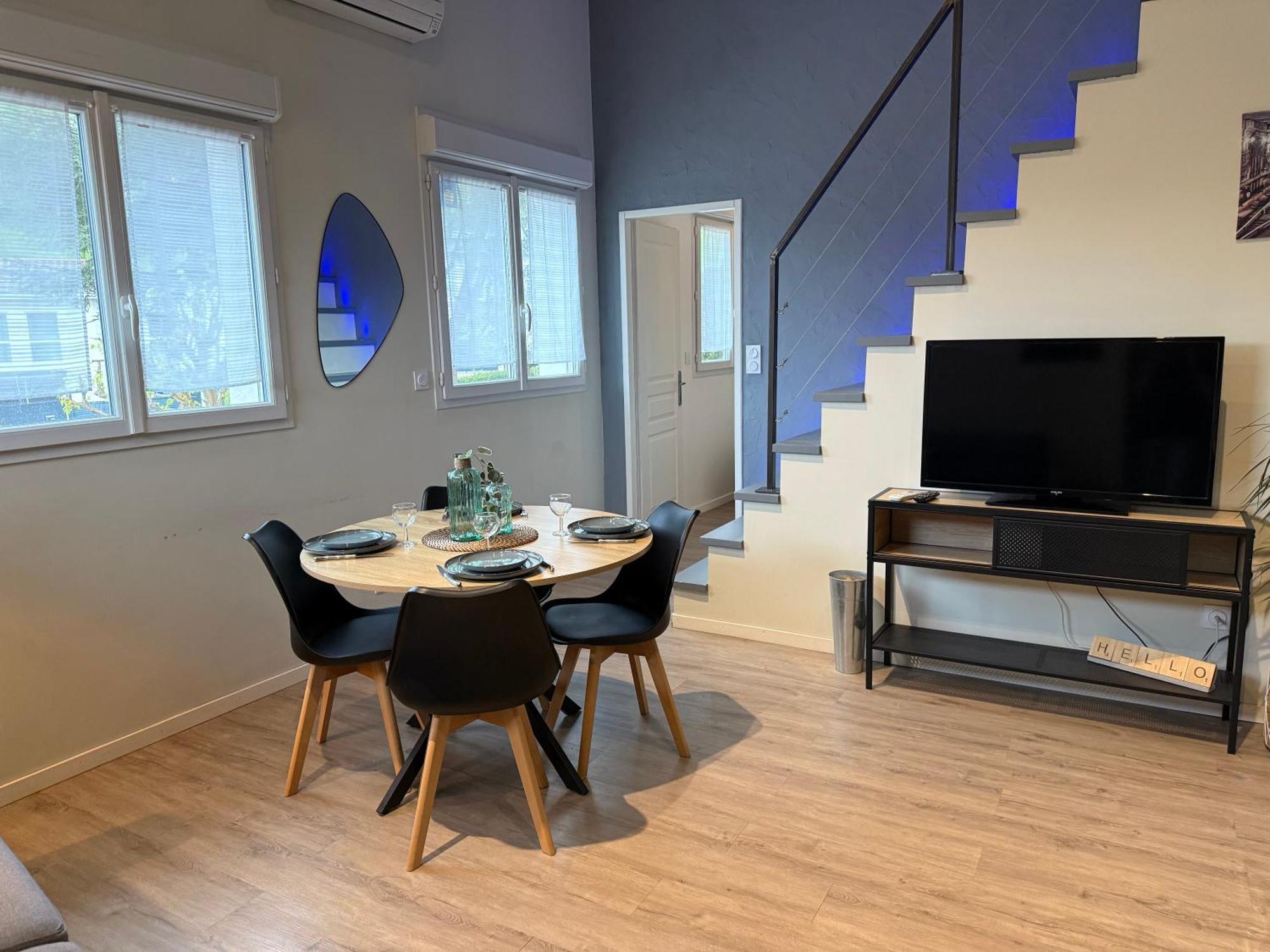Loft, Studio And Love Rooms Bourg-Saint-Christophe Exterior foto